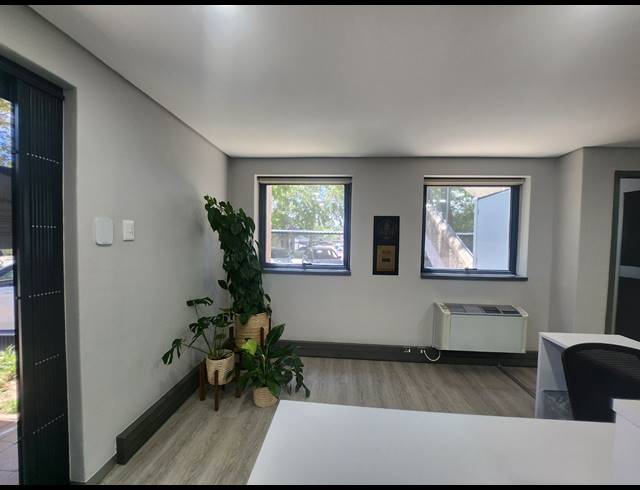 626M² OFFICE TO LET IN RANDJESPARK